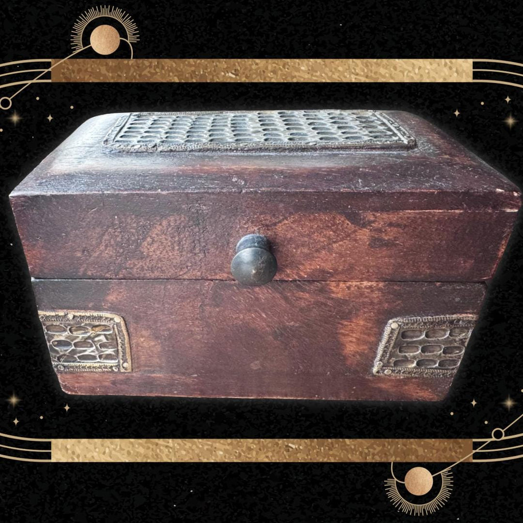 Charging & Protection Box - Vintage Reclaimed Wood | Strong Energy Link - Spirit Vessel | Metta-Blessed™