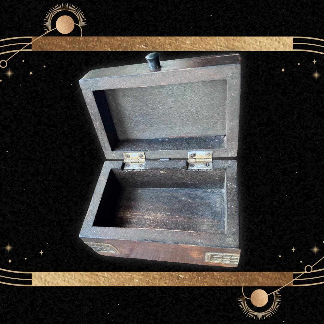 Charging & Protection Box - Vintage Reclaimed Wood | Strong Energy Link - Spirit Vessel | Metta-Blessed™